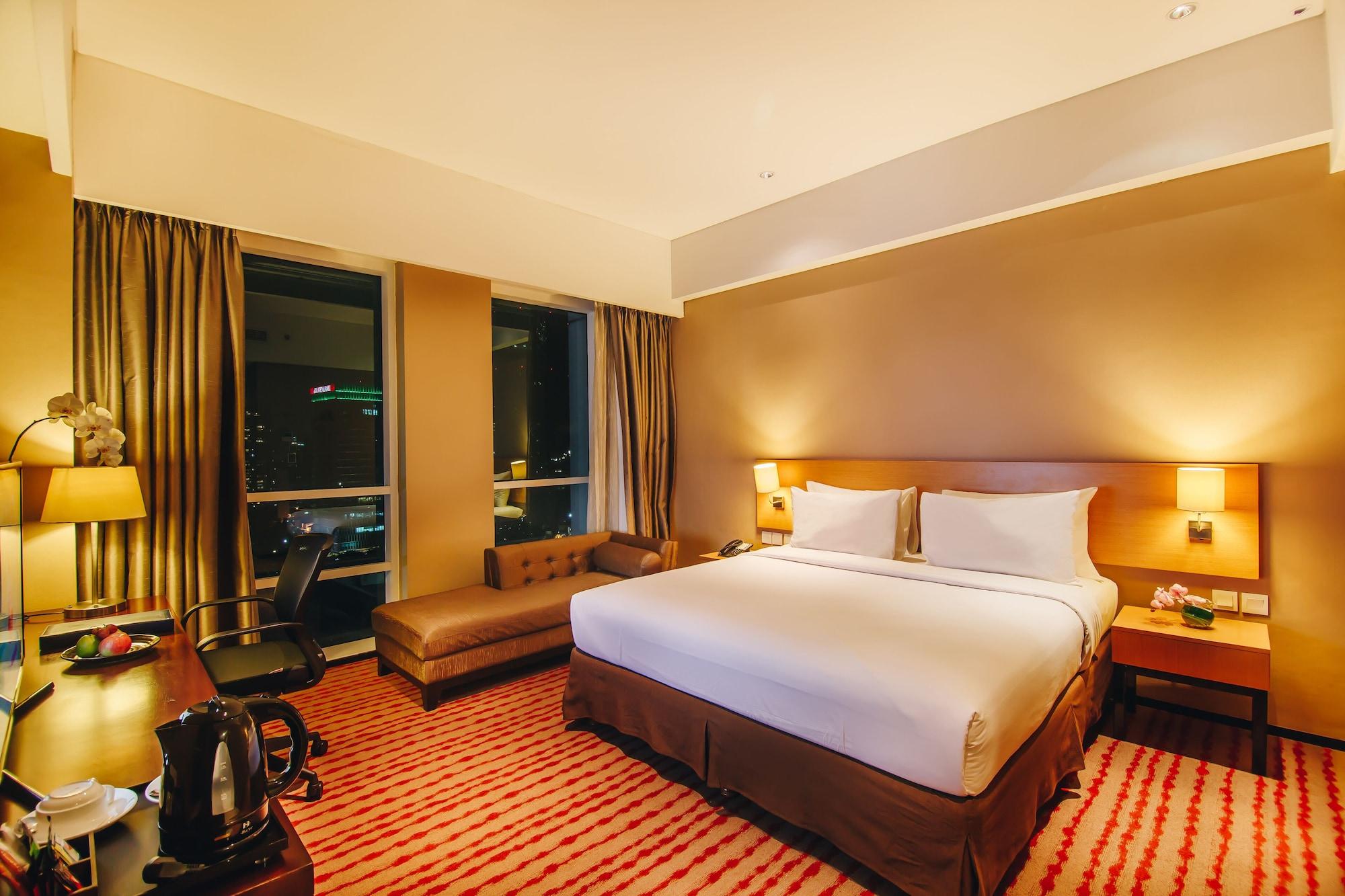 Js Luwansa Hotel & Convention Center Jakarta Exterior photo