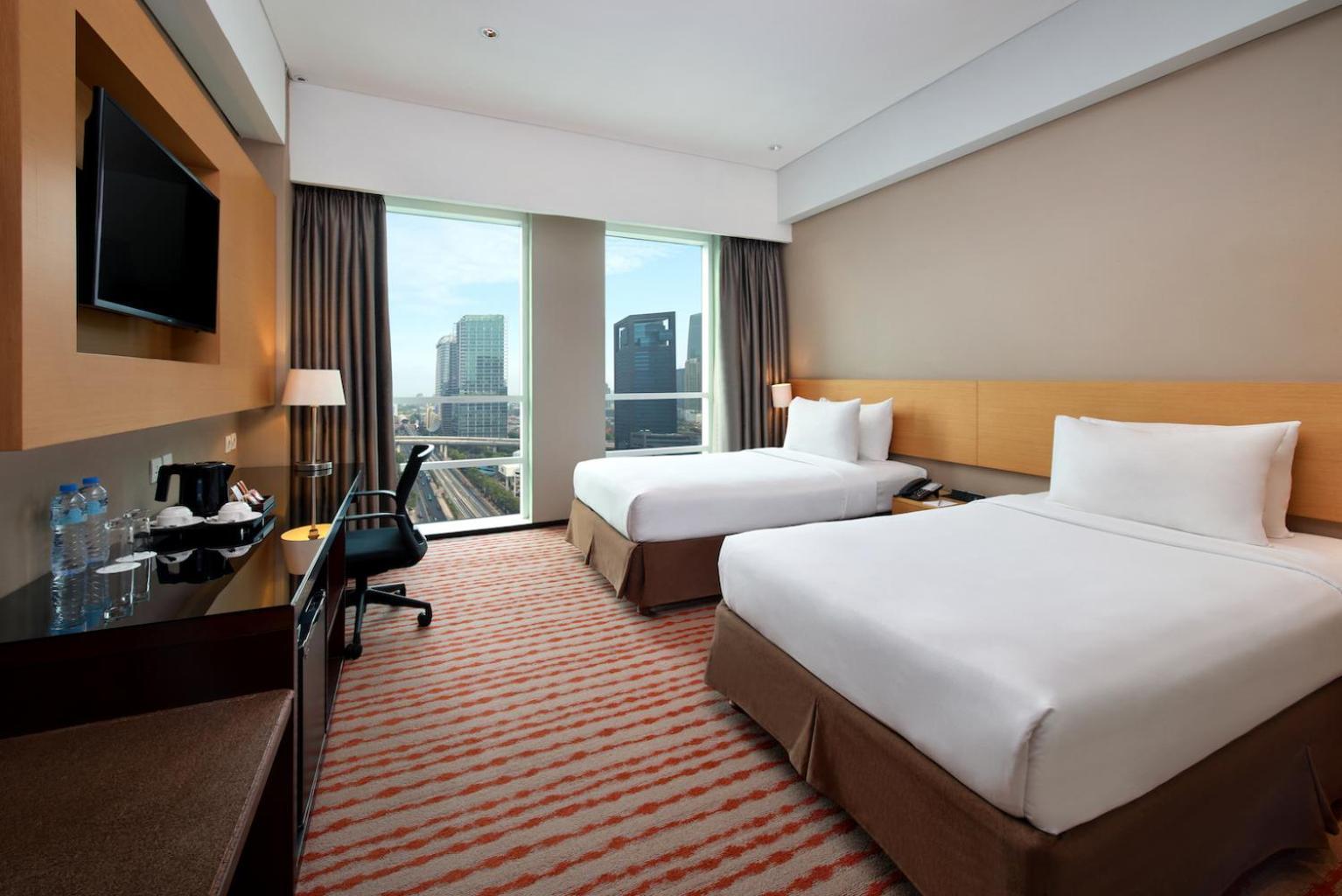 Js Luwansa Hotel & Convention Center Jakarta Exterior photo